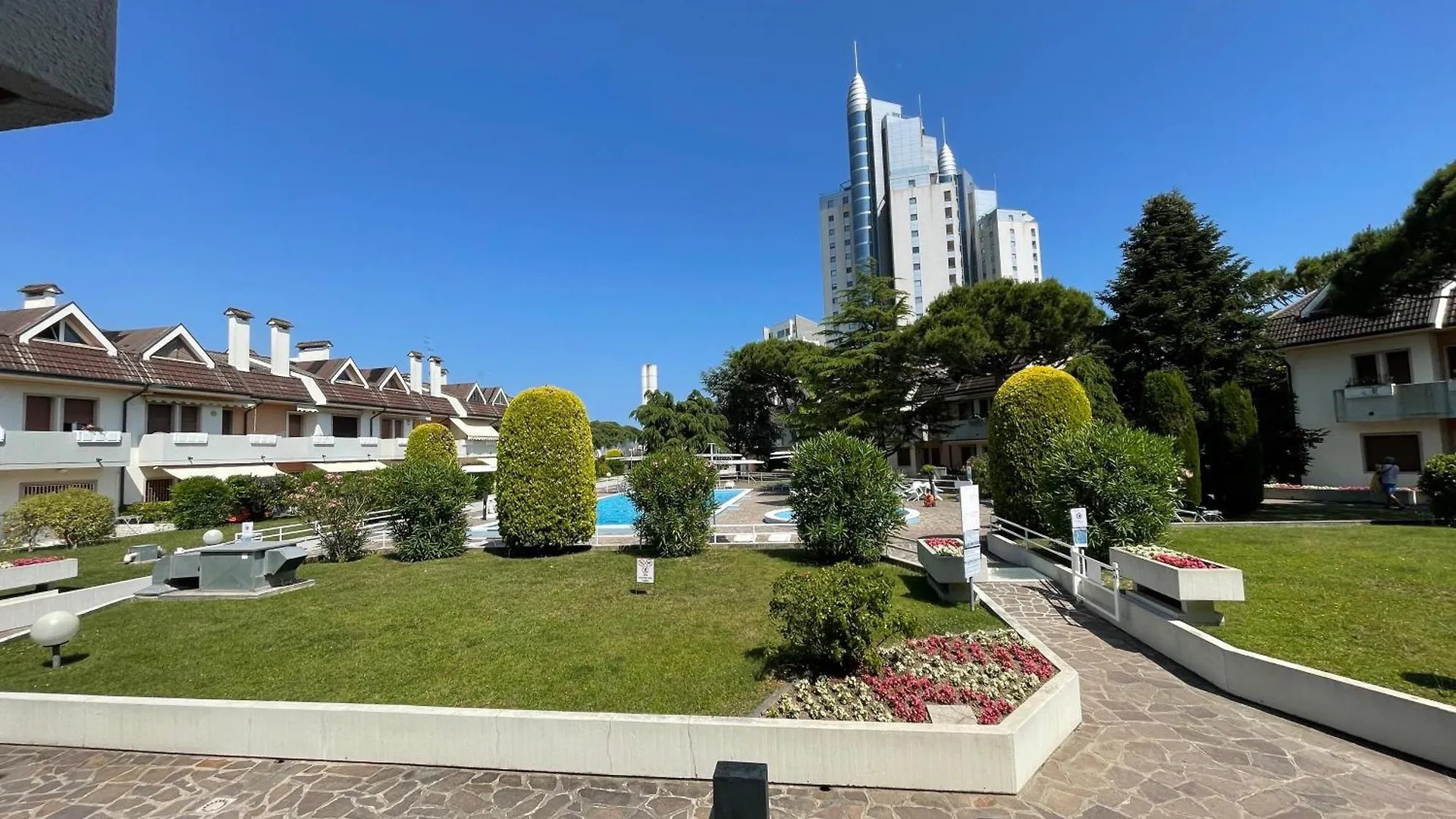 Piscina, Vicino Al Mare Residence Equilio Lido di Jesolo